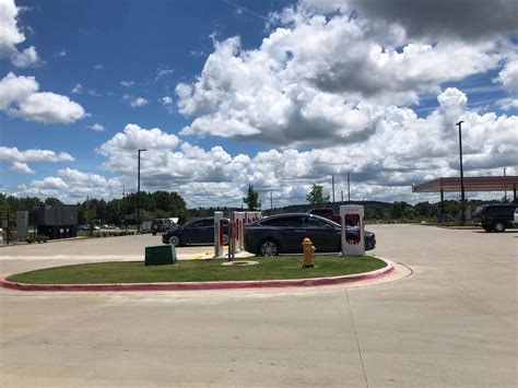 Workman's Travel Center | Lowell, AR | EV Station