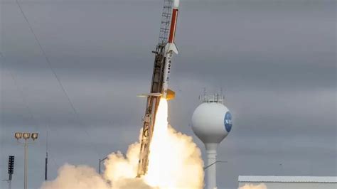 Pentagon successfully flight tests hypersonic weapon components | Tech News