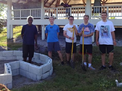 Growing Nutritious Food on Pacific Atolls and Reef Islands