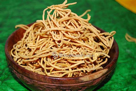 Sigappu arisi oma podi | Red rice flour sev-How to make-Step by step photos