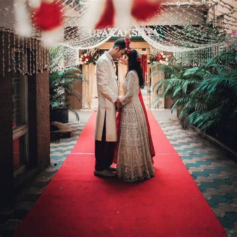 Trending Pre Wedding Shoot Dresses For Couples In 2023