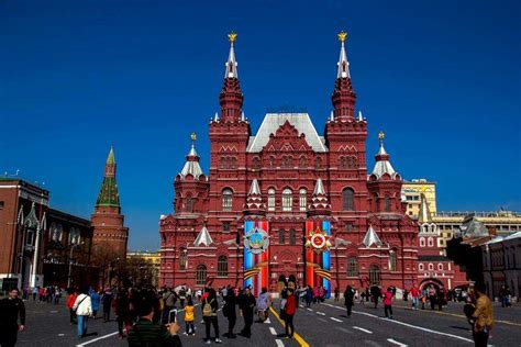 去俄罗斯留学一年大概需要多少钱？附完整解读！_费用_专业_学费