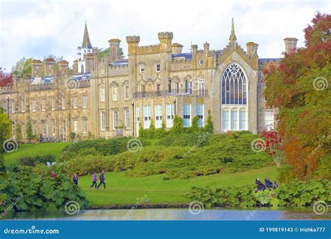 Sheffield park, UK editorial stock photo. Image of colourful - 199819143