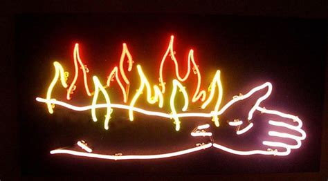 Python Neon Sign 的图像结果