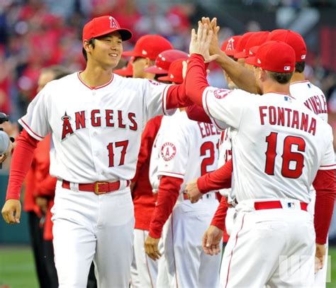 Photo: Los Angeles Angels Shohei Ohtani is introduced before the game ...