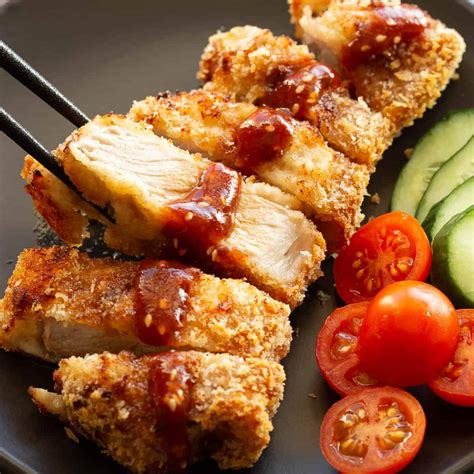 Quick Crispy Tonkatsu - Japanese Fried Pork Cutlet | Recipe Cart ...