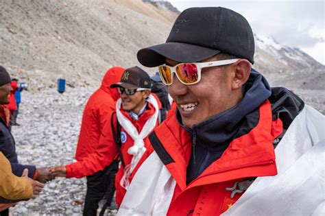 Photos : Retour de l'équipe d'expédition scientifique chinoise au camp ...