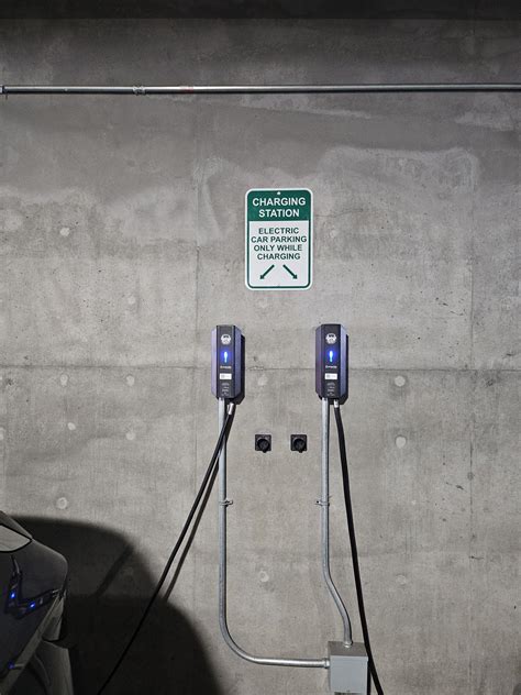 Highland Parking Garage | Burlingame, CA | EV Station