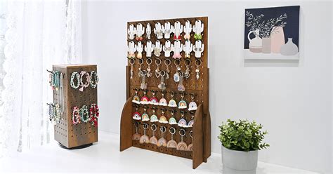 Necklace Display 的图像结果