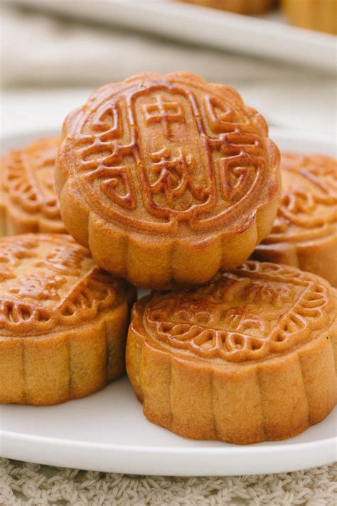 22 Traditional Chinese Desserts That Are Easy to Make - IzzyCooking