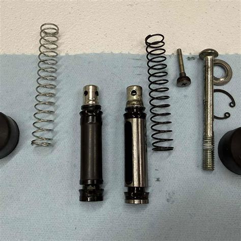 2G DSM Clutch Master Cylinder Rebuild Kit MB870511 – FIBA Motorsport