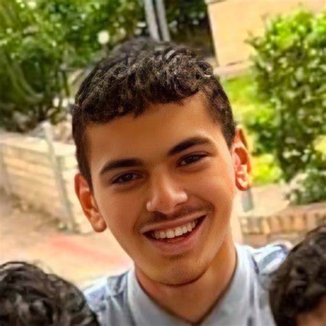 Omar - Economics teacher - ₹2594/h