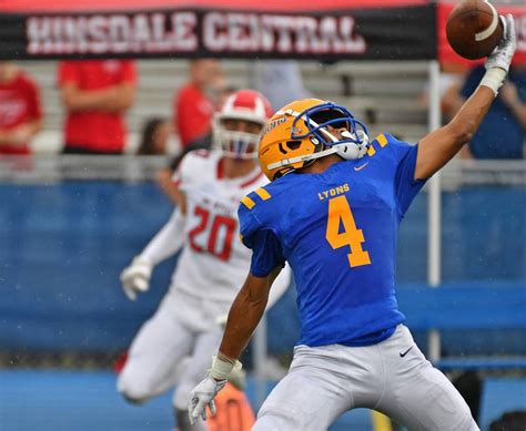 Photos: Hinsdale Central vs. Lyons – Shaw Local