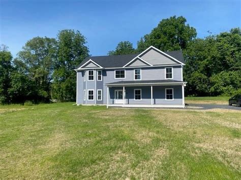 4 Blue Jay Dr, Newburgh, NY 12550 | Homes.com