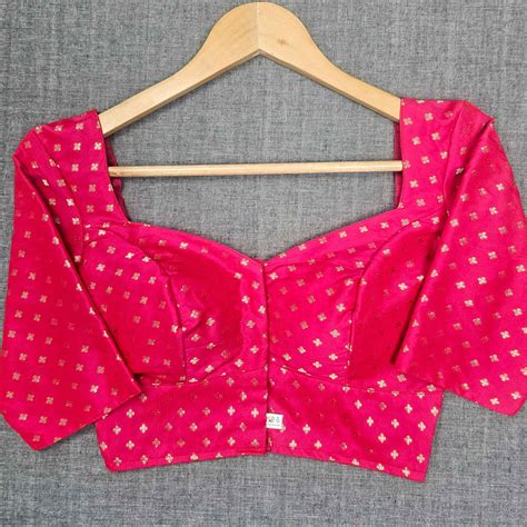 Banarasi Silk Putta Diamond Neck Elbow Sleeve Blouse – JIS BOUTIQUE