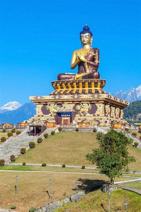 7 Things to do in Sikkim, Places to Visit in Sikkim | Vogue India ...