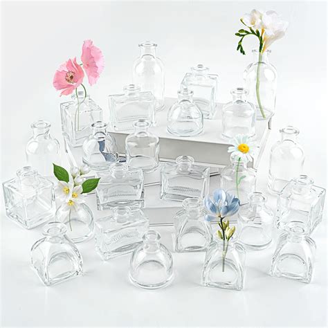 Amazon.com: Glass Bud Vases in Bulk, Set of 24 Clear Bud Vases for ...