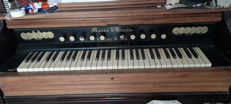 Harmoniums and Reed Organs For Sale