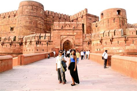 Kishastyle: AGRA FORT / LAL QILA