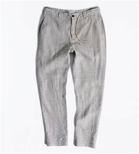 Cop Michael Jordan’s 90’s inspired suit look from The Last Dance on Netflix