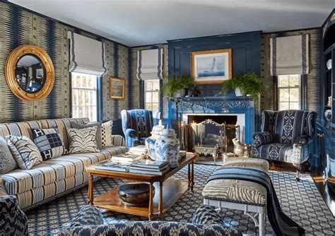 20 Breathtaking Living Room Mirror Ideas to Try