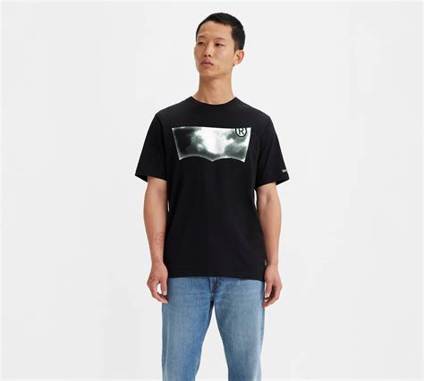 Relaxed Fit Short Sleeve T-shirt - Black | Levi's® US