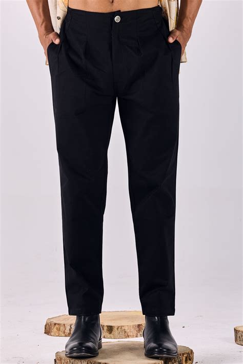 Belted Korean Relaxed-Fit Trouser