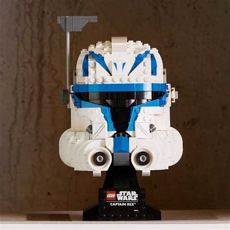 LEGO Star Wars Captain Rex Helmet (75349) & Clone Commander Cody Helmet ...