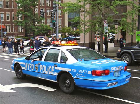 NY, NYPD Old Patrol Queens
