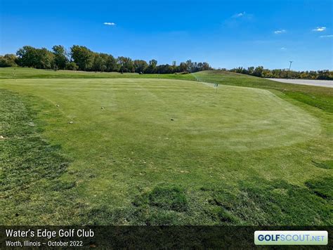 8 photos of the Water's Edge Golf Club practice area | GolfScout