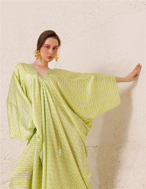 Lush Green Kaftan Lime Green – chhayamehrotra