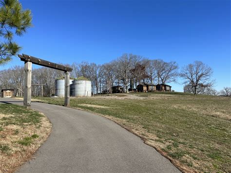 Windy Hill Farm & Preserve: An East Tennessee Resort
