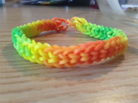 Rainbow Loom Rainbow Fishtail