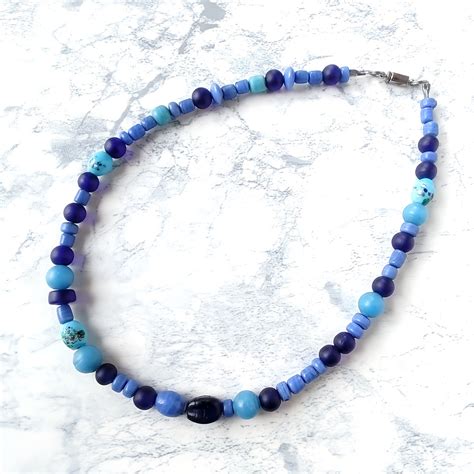 various shades of blue glass beads vintage necklace ヴィンテージネックレス ...