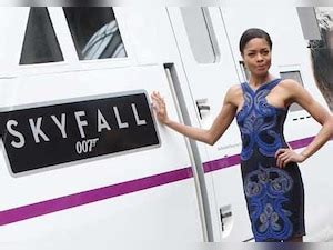 Bond girl Naomie Harris launches '007 train'