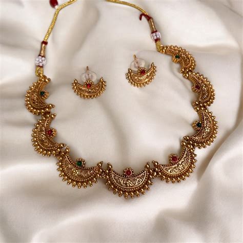 Chaand Sitara Necklace – Purezza Jewells