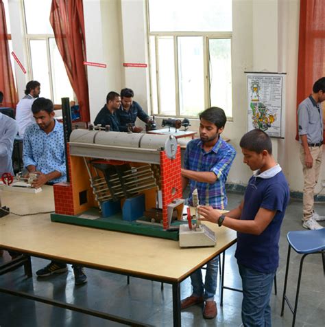 B.Tech Program in Greater Noida| Best Engineering College