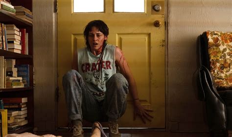 Review: 'Love Lies Bleeding' wraps you in - ABC News