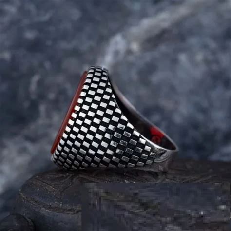 Oval Red Yemeni Aqeeq Grid Pattern Silver Ring – BonzJewel