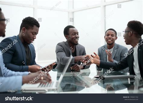 Black People Meeting 的图像结果