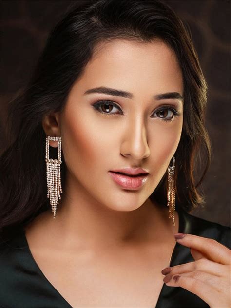 Studded Block Tasselled Rose Gold-Plated Drop Earrings – Priyaasi