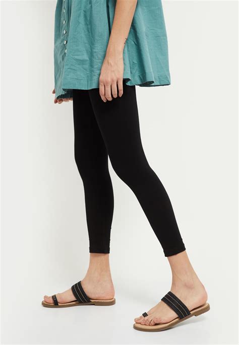 Buy Women Solid Ankle-Length Leggings Online at just Rs. 349.0 ...