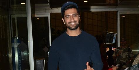 Vicky Kaushal Just Crushed Airport Style & It's So Far The Best One We ...