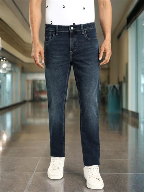 Buy Men Brooklyn Fit Stretchable Jeans Online | Indian Terrain