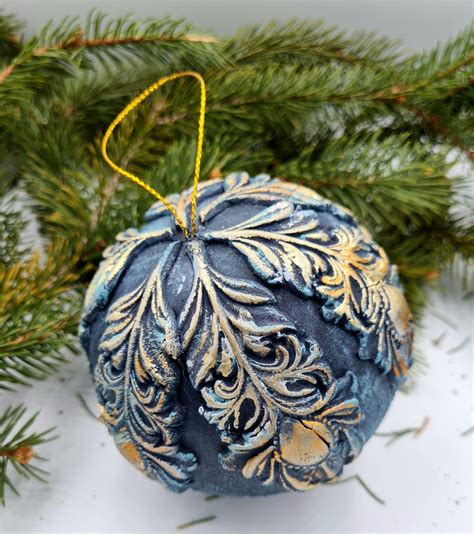 Pin by Suzy Loy on ornaments | Fancy christmas ornaments, Christmas ...