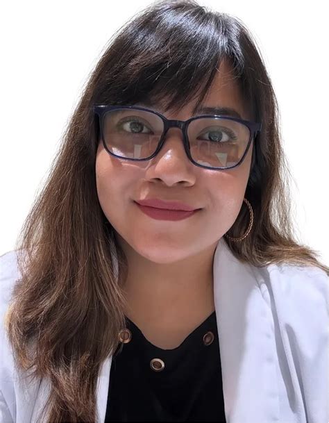 Dr. Srividya M – Traya