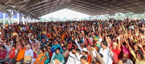 PM Modi engages lively audiences in Jharkhand’s Sarath & Godda