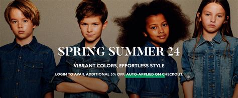 United Colors of Benetton Store