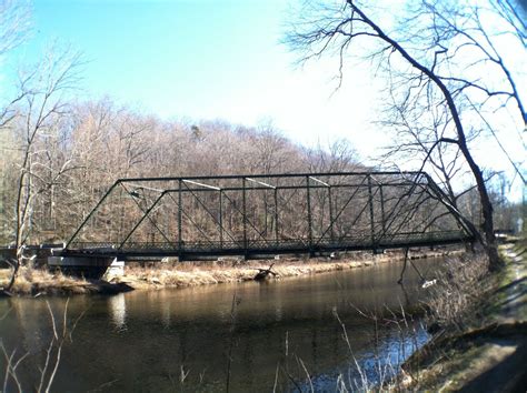 Bridgehunter.com | Masemore Road Bridge