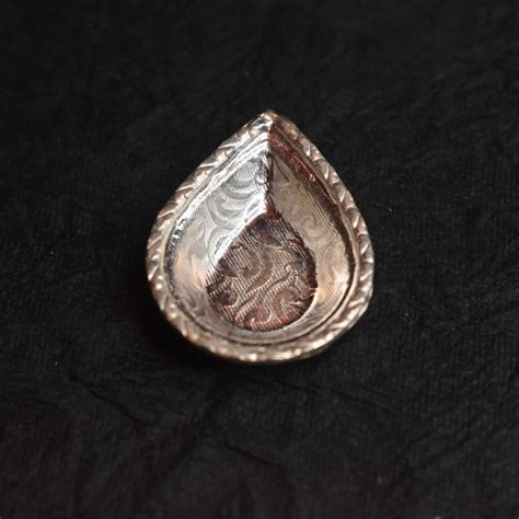 Pure Silver Dan Diya - Traditional Pooja Lamp | 𝗔𝘀𝗽 𝗙𝗮𝘀𝗵𝗶𝗼𝗻 𝗝𝗲𝘄𝗲𝗹𝗹𝗲𝗿𝘆